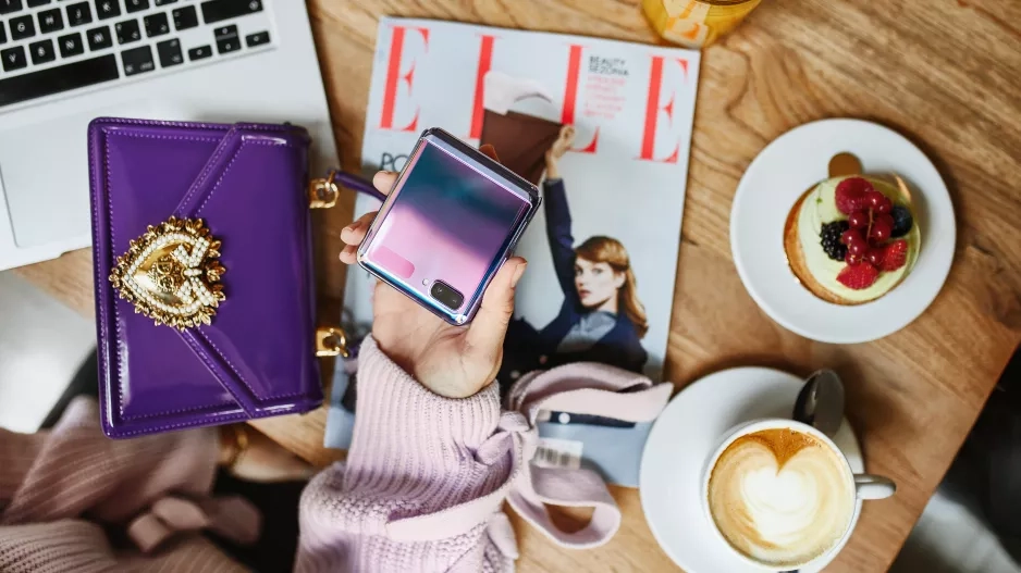 Samsung Galaxy Z Flip: 24 hodin redaktorky ELLE