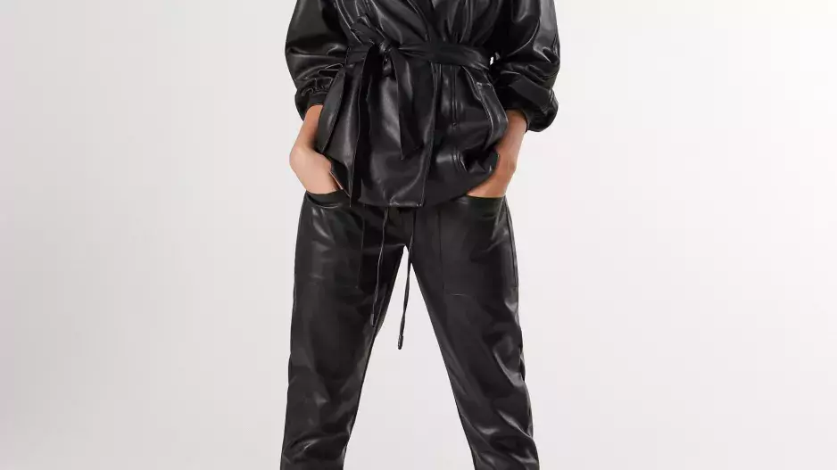 kalhoty, Reserved, 699 Kč