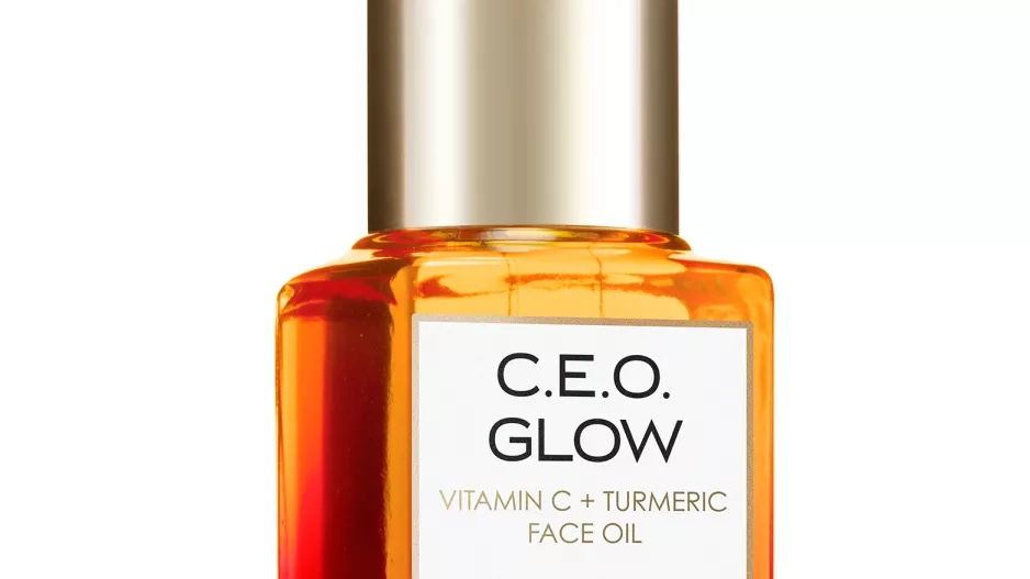 Rozjasňující olej s vitamínem C, C.E.O. Vitamin C Turmeric Face Oil, Sunday Riley, prodává Sephora, 1 090 Kč