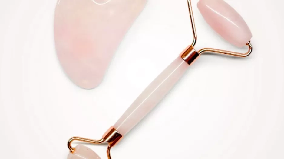 ZVÝHODNĚNÝ BALÍČEK - FACE ROLLER A GUASHA, prodává Belovedshop.cz, 999 Kč