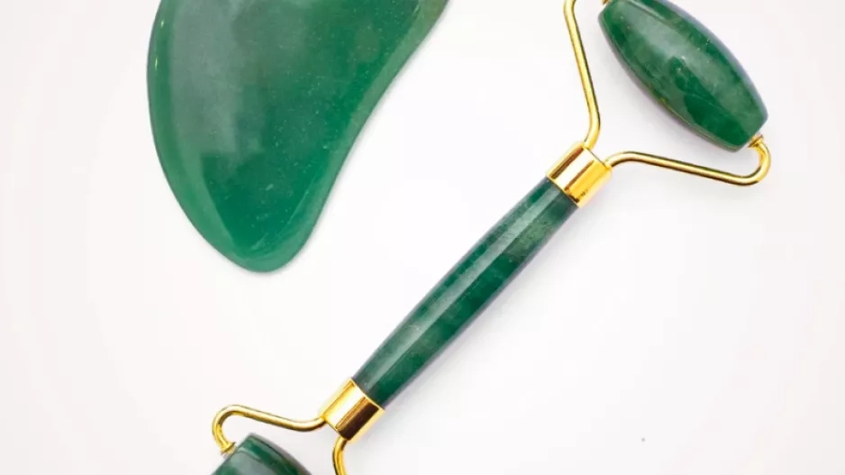 ZVÝHODNĚNÝ BALÍČEK - FACE ROLLER A GUASHA, prodává Belovedshop.cz, 999 Kč