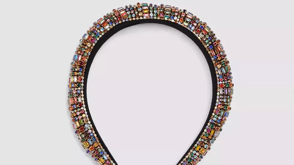 čelenka, Zara, 499 Kč čelenka, Zara, 499 Kč