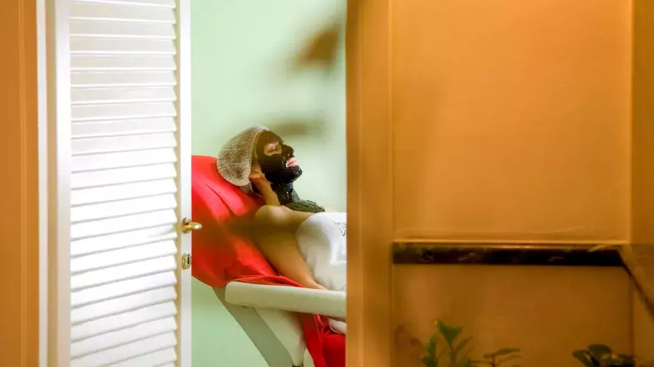 8 rozjasňujících masek pro zářivou letní pleť