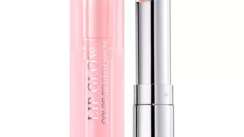 Balzám na rty, Lip Glow, Dior, 1030 Kč Balzám na rty, Lip Glow, Dior, 1030 Kč