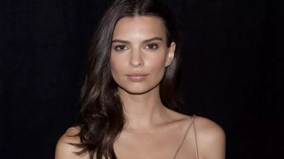 Emily Ratajkowski