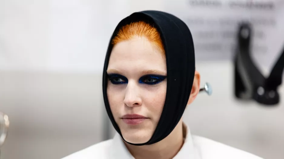 I pražský MBPFW sleduje světové beauty trendy, zde návrat k expresivnímu líčení šedesátých let