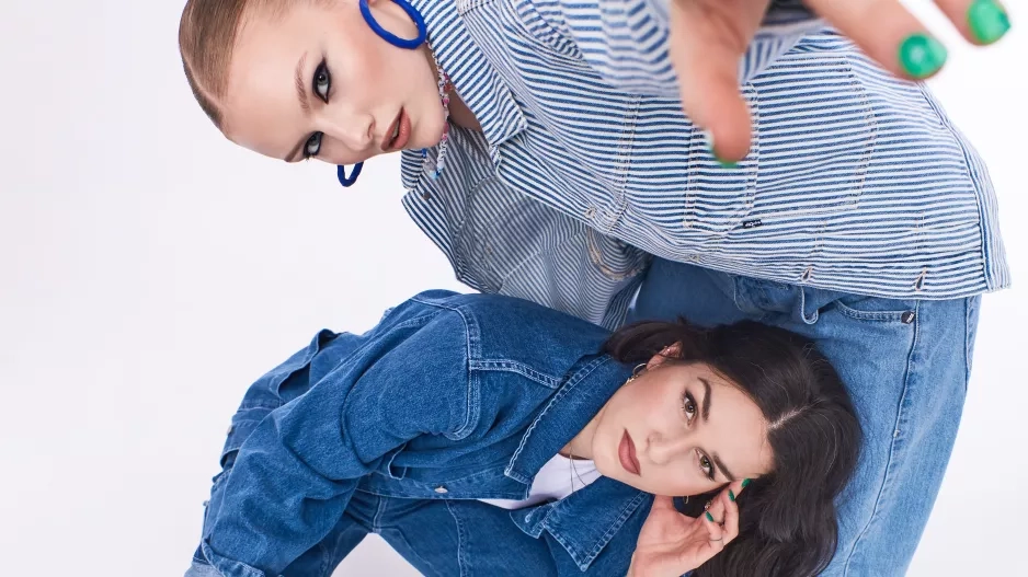 Annet X a Vaeronika Donutkova