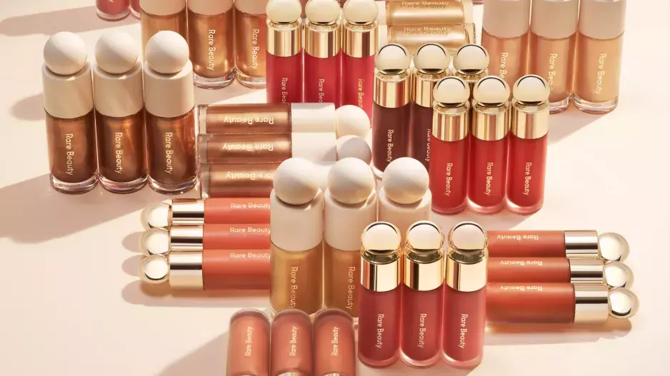 Dekorativní kosmetika od Seleny Gomez