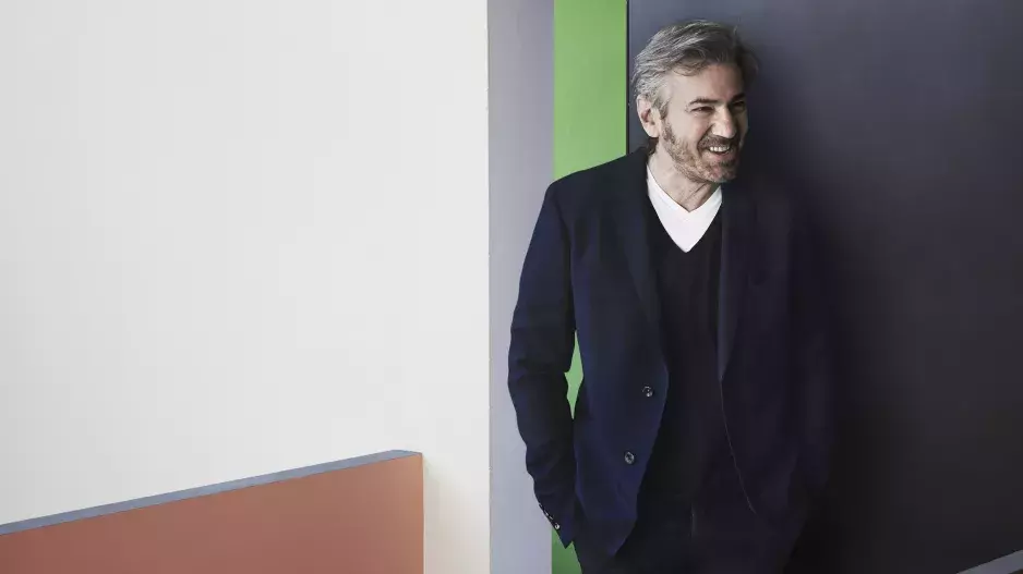INTERIOR DESIGNER OF THE YEAR VINCENZO DE COTIIS INTERIOR DESIGNER OF THE YEAR VINCENZO DE COTIIS