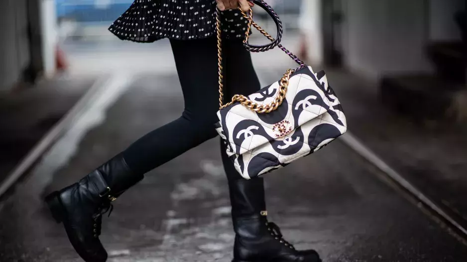 Fashion rental