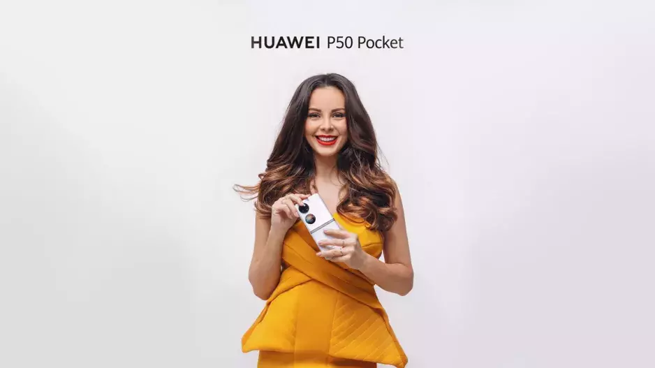 Monika Bagárová pro Huawei