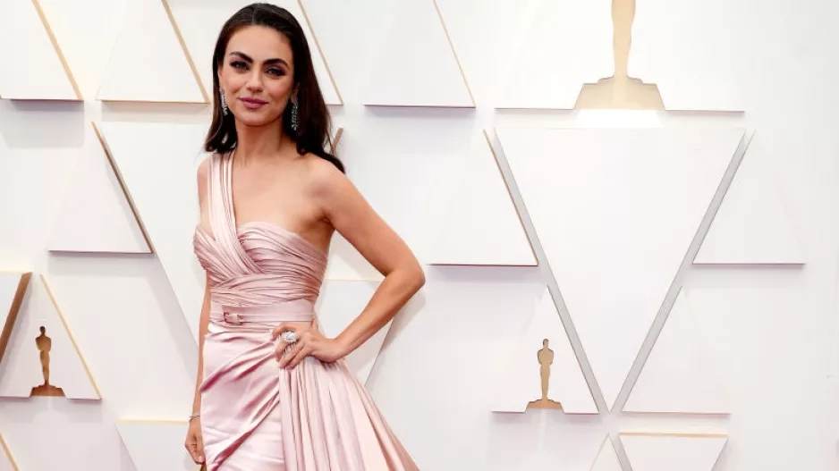 Mila Kunis 