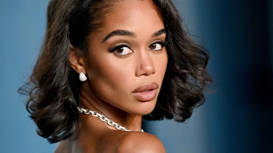 Laura Harrier vypadá v tomto trendy účesu úžasně. Laura Harrier vypadá v tomto trendy účesu úžasně.