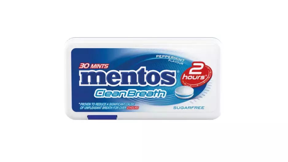 Funkční bonbony Mentos CleanBreath (21 g, 29,90 Kč) s příchutí máty zaručí, že váš dech bude svěží po dobu až dvou hodin. www.mentos.cz Funkční bonbony Mentos CleanBreath (21 g, 29,90 Kč) s příchutí máty zaručí, že váš dech bude svěží po dobu až dvou hodin. www.mentos.cz