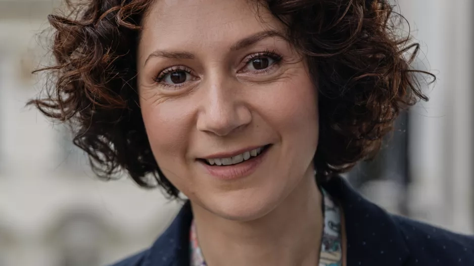 Martha Issová