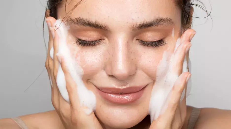 čištění pleti pomocí facial bar
