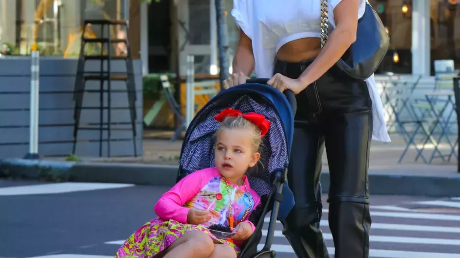 Irina Shayk a Lea Cooper Irina Shayk a Lea Cooper