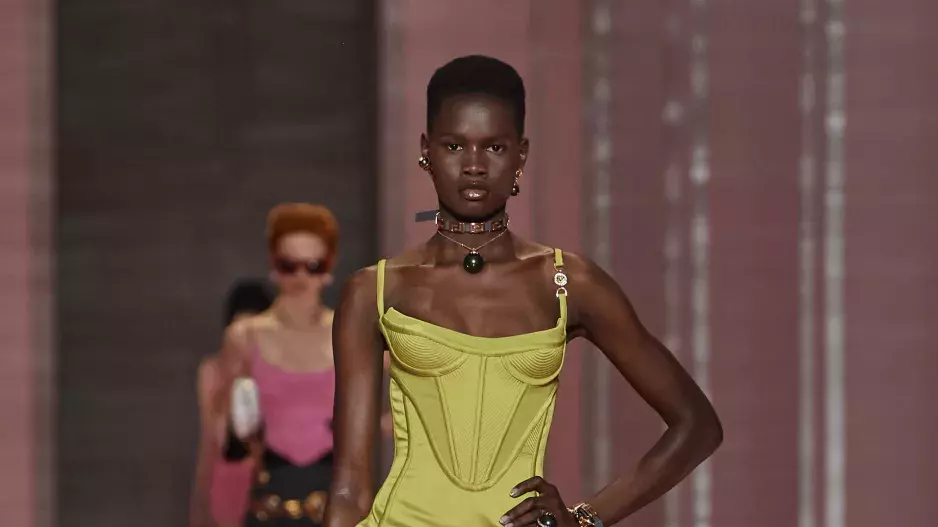 VERSACE VERSACE