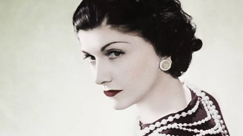 Coco Chanel a perly
