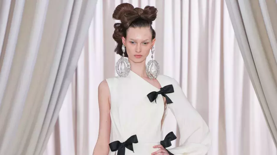 Giambattista Valli S/S 2023