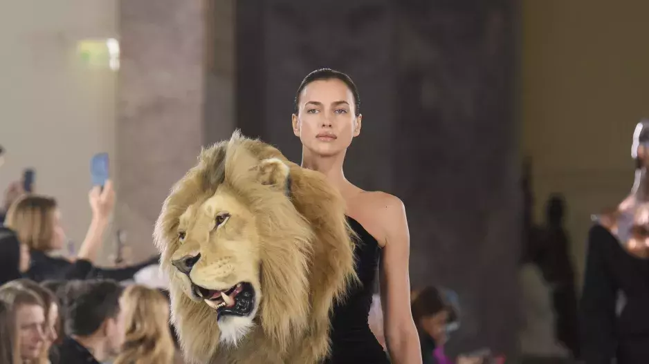 Schiaparelli S/S 2023