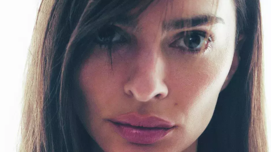 Emily Ratajkowski