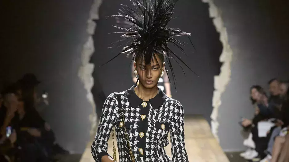 MOSCHINO