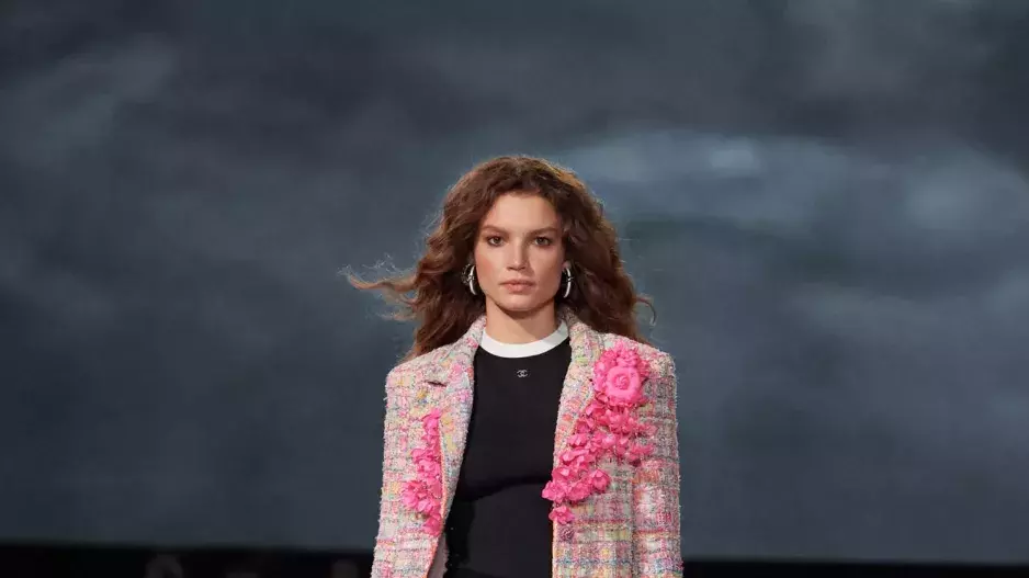 CHANEL CHANEL