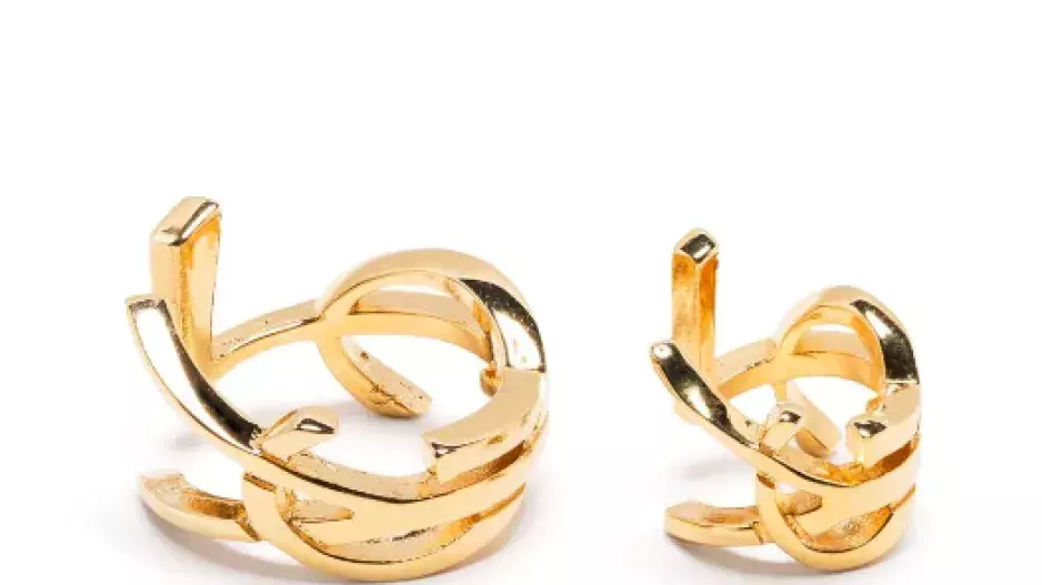 Twisted monogram-shape earcuff