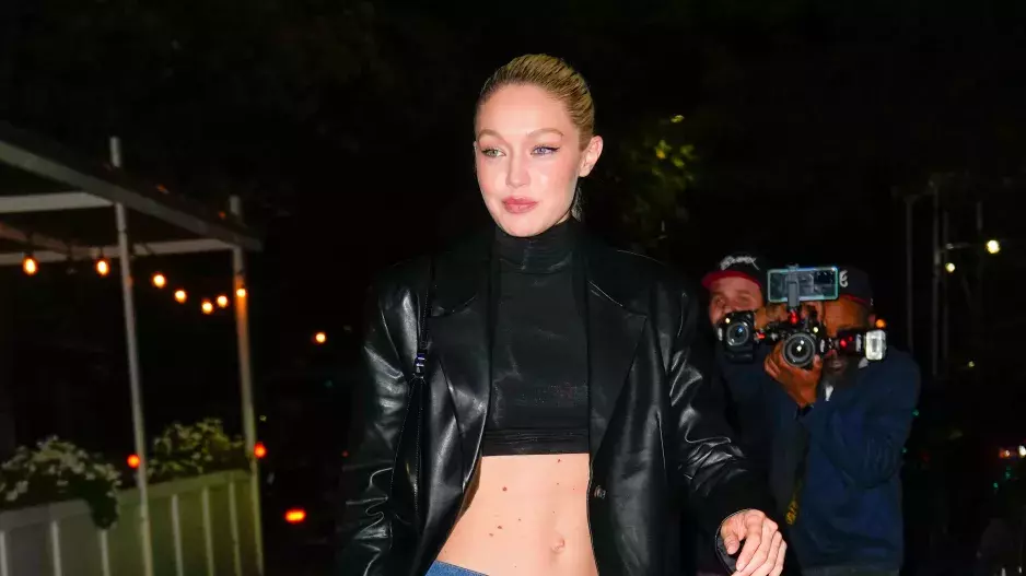 Model Off-Duty Look