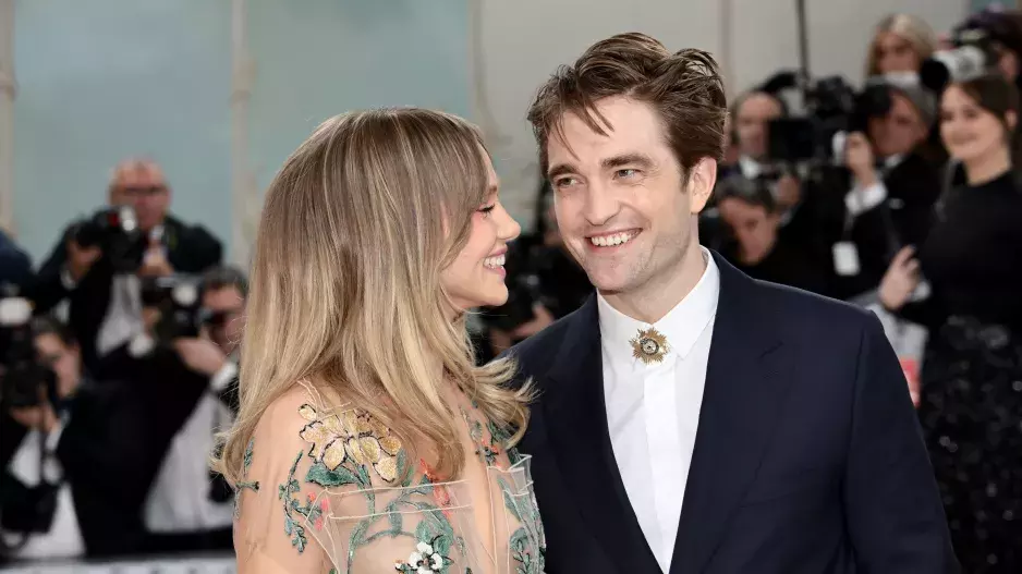 Robert Pattinson a Suki Waterhouse