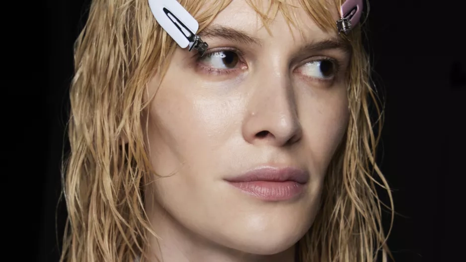 Hairstyles zimy 2023