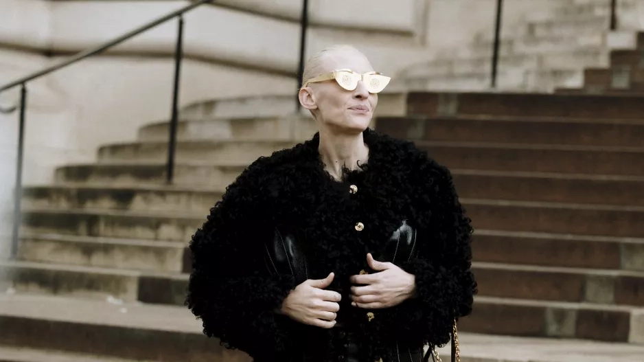 Street style z pařížského haute couture weeku