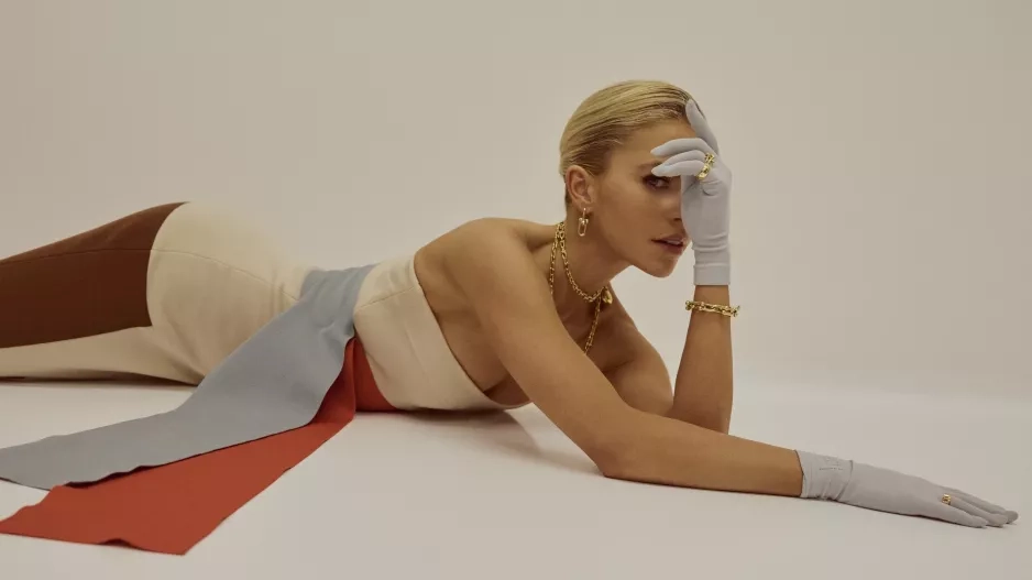 ELLE
