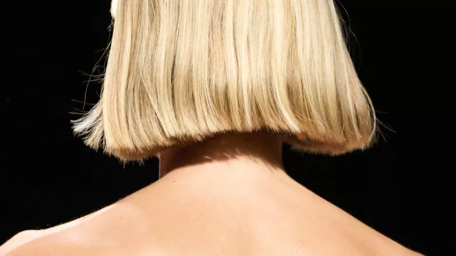 Trendy účesy jarní sezony 2024 Trendy účesy jarní sezony 2024