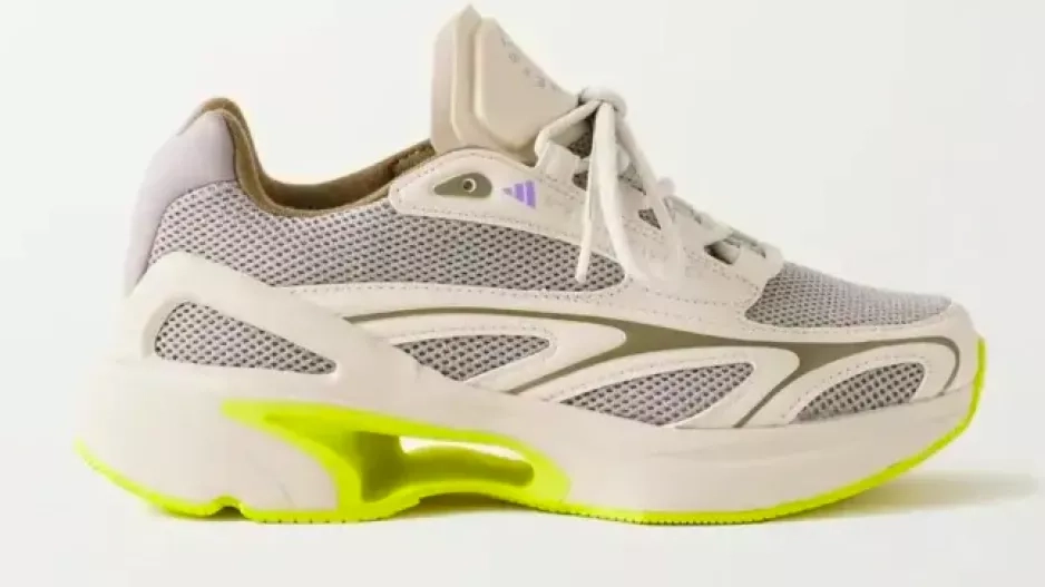 Sneakers Sneakers
