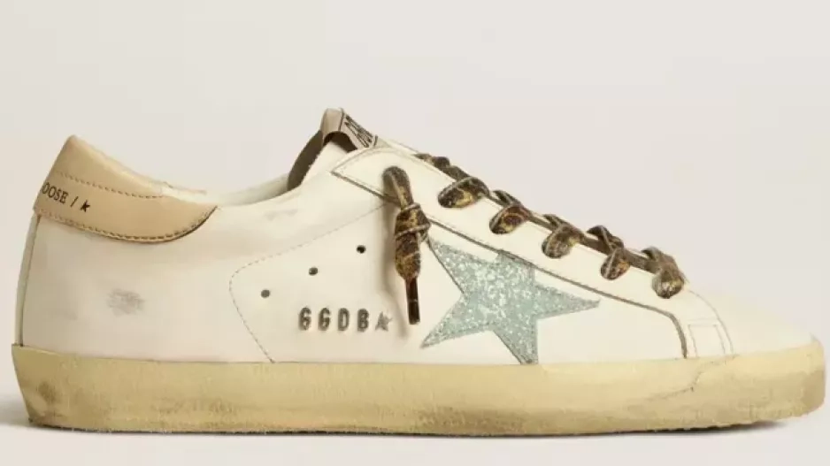 Sneakers Sneakers