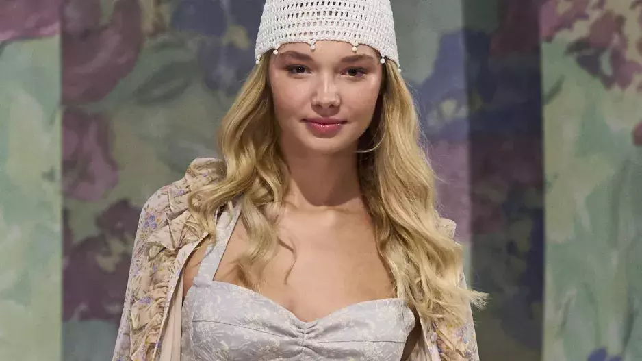 Háčkovaná móda Háčkovaná móda