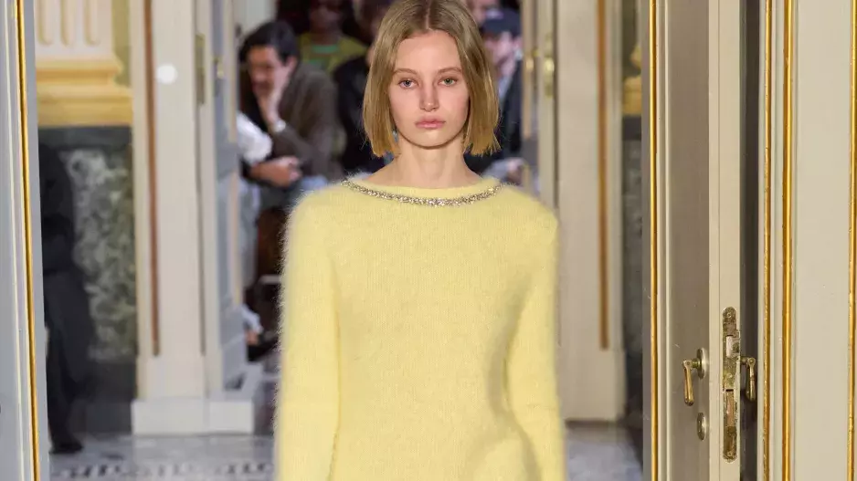 Butter yellow