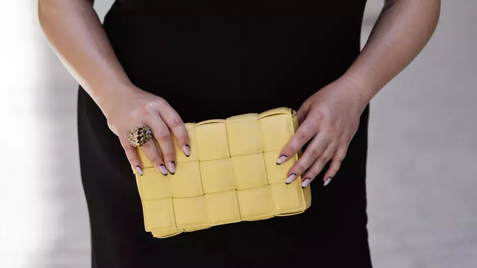 Butter yellow