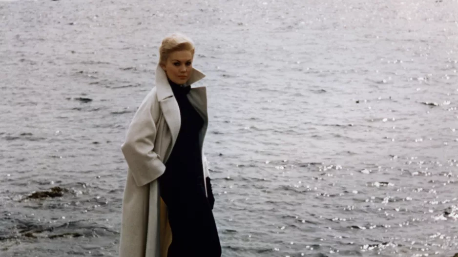 Kdo vydělává na tom, že žijete single?