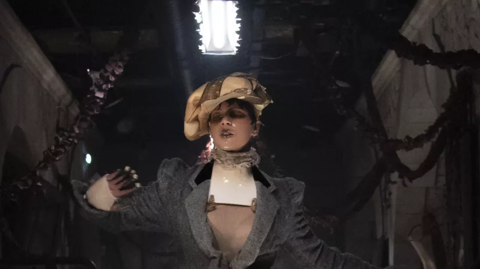Maison Margiela Spring Summer 2024 Haute Couture - makeup by Pat McGrath Maison Margiela Spring Summer 2024 Haute Couture - makeup by Pat McGrath