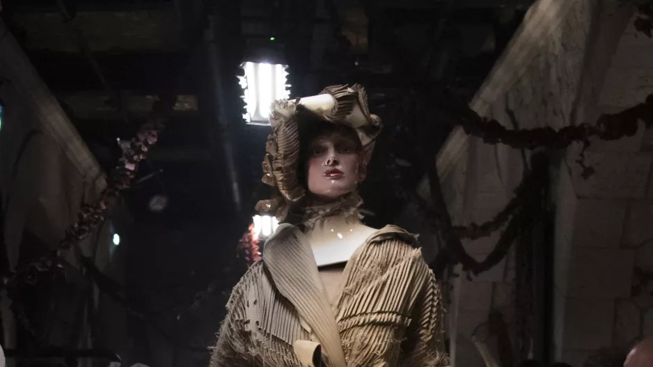 Maison Margiela Spring Summer 2024 Haute Couture - makeup by Pat McGrath Maison Margiela Spring Summer 2024 Haute Couture - makeup by Pat McGrath