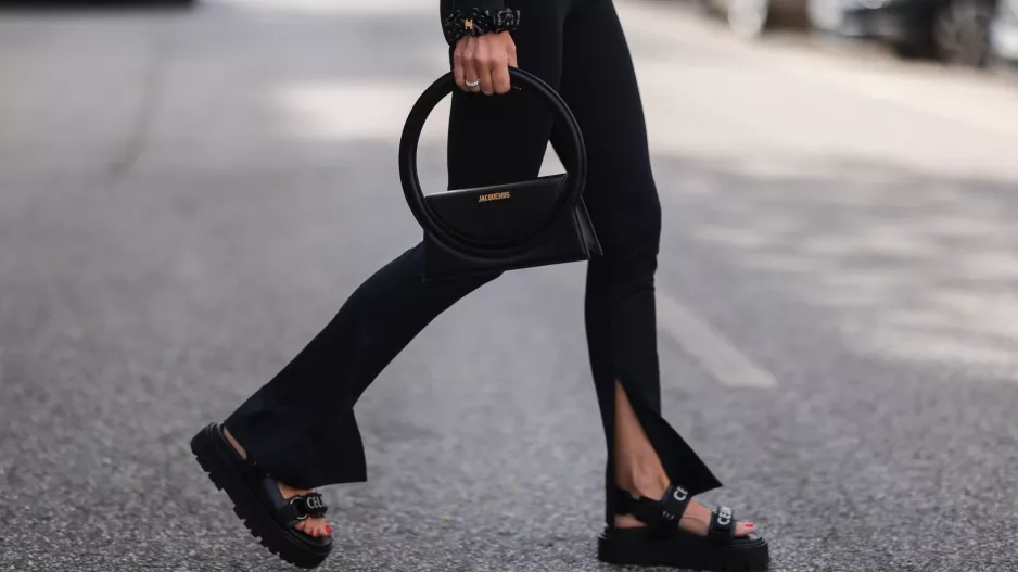 Sandály na platformě