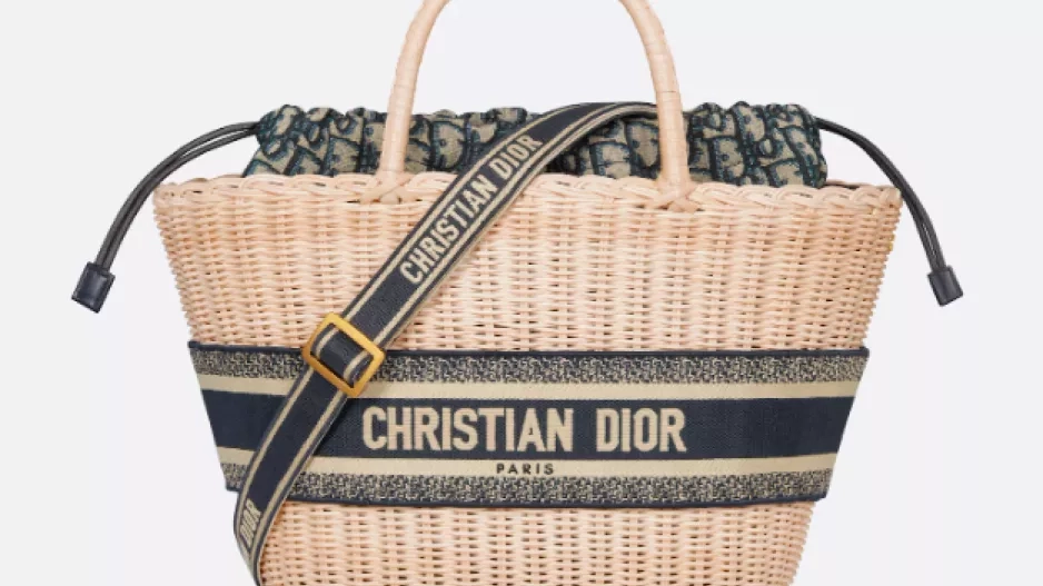 Kabelka z proutí a slámy