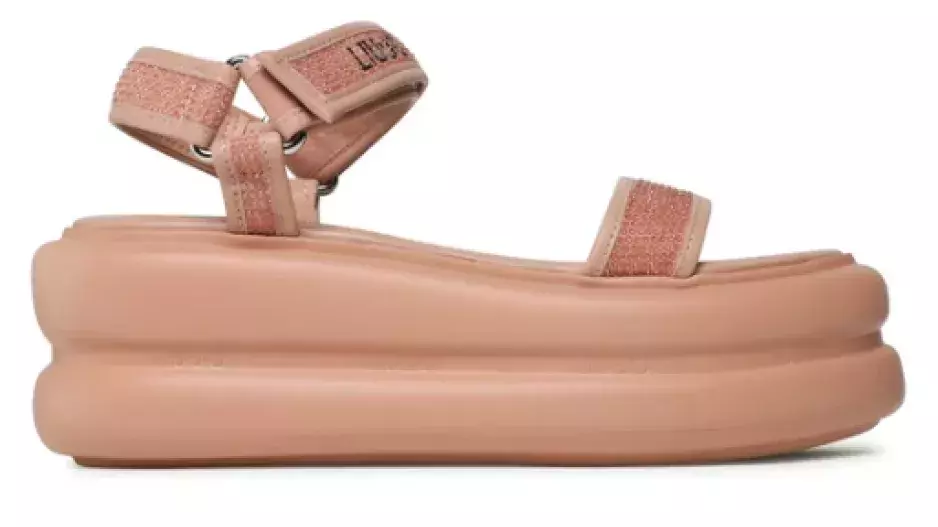 Sandály na platformě