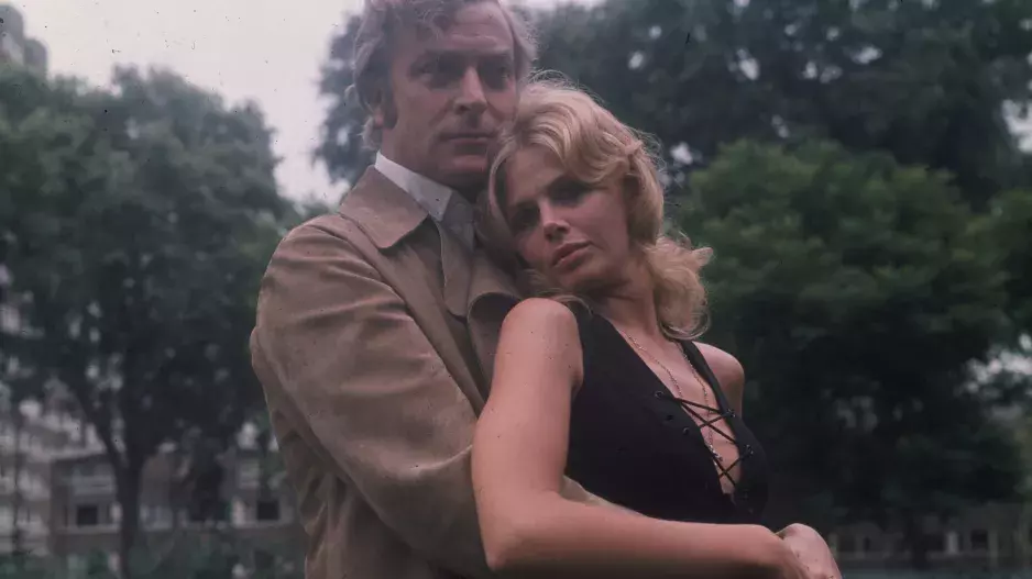 Strategie love bombing