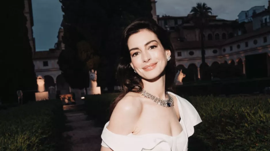 Anne Hathaway