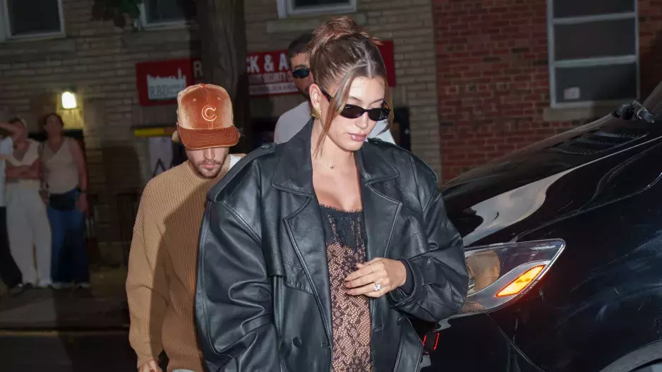 Hailey Bieber
