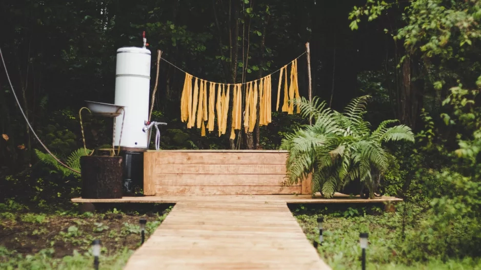 Teepee na Vrchu, Drslavice